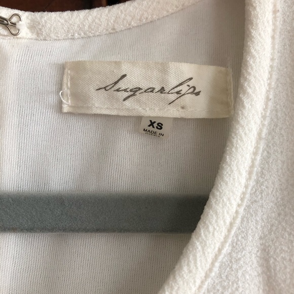 White dress - Picture 3 of 3